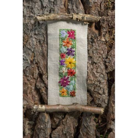 BRODERIE AU RUBAN COEURS ET JARDINS