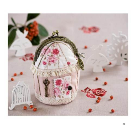 FERMOIRS ANCIENS POUR PETITS OBJETS A COUDRE